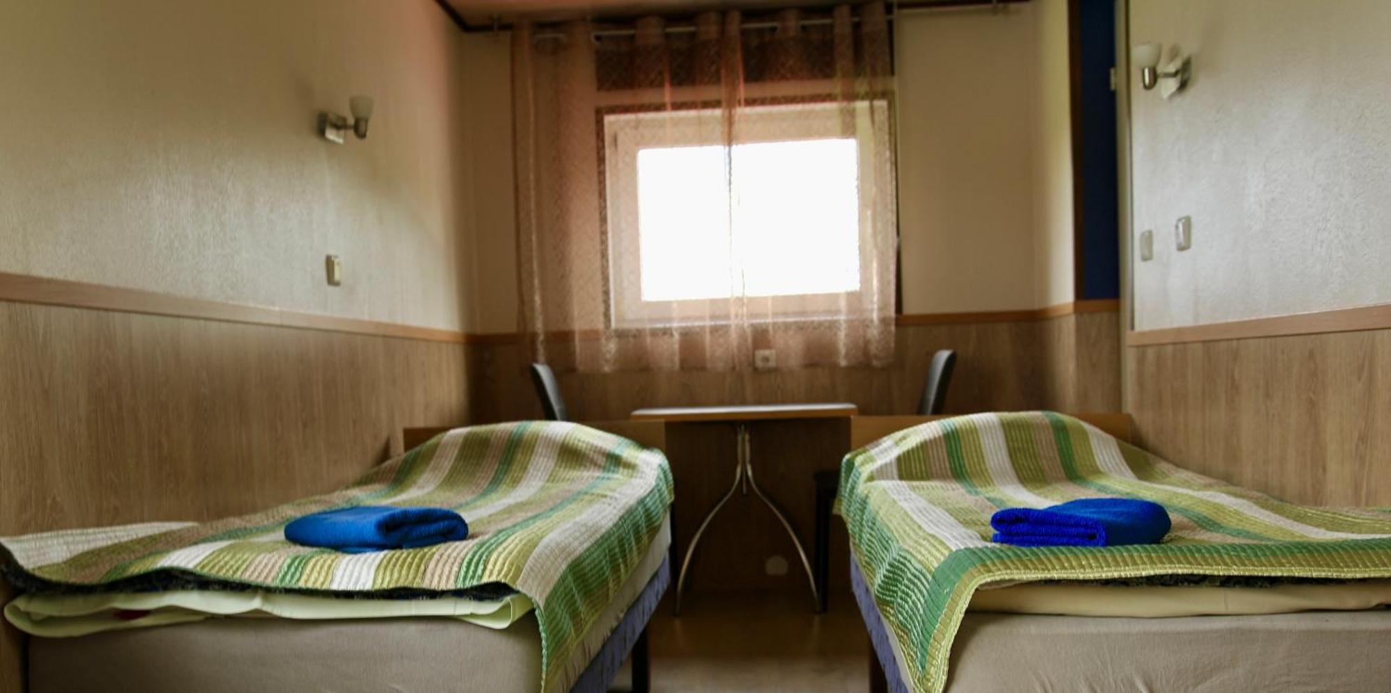 Guesthouse Maenniku Parnu Bagian luar foto